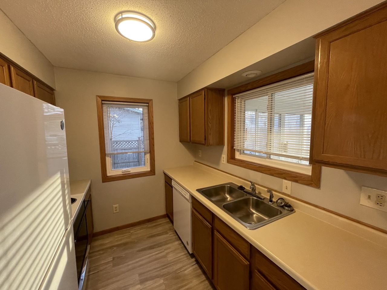 3103 Wheeler St N #3103 - Photo 3 of 8