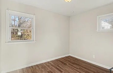 1711 Nemnich Ave - Photo 5 of 12