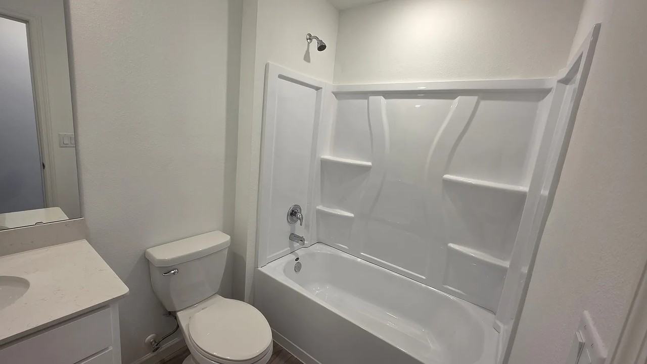 3971 Mid Century St #A - Photo 4 of 20