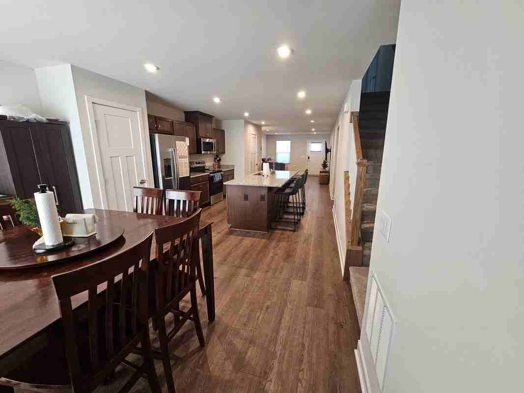 18347 Centennial Cir - Photo 3 of 11