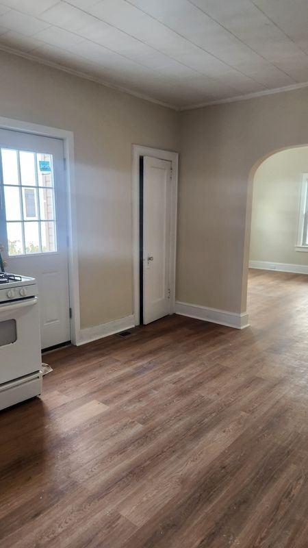 30 W Maple Ave ##2 - Photo 5 of 18