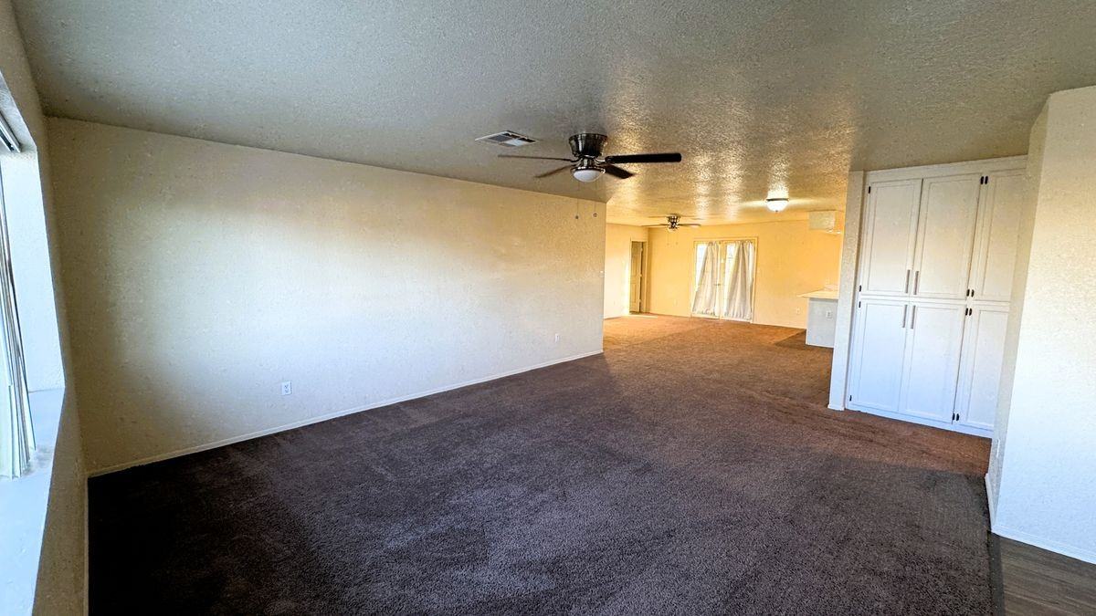 8573 E 25th St - Photo 4 of 22