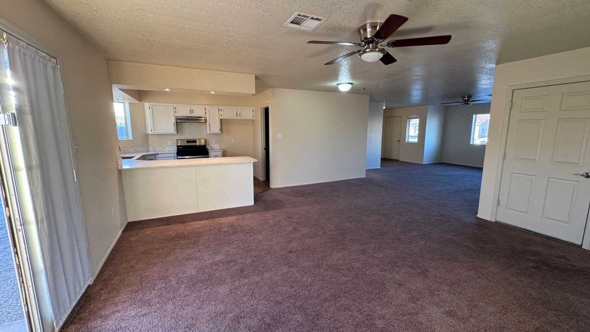 8573 E 25th St - Photo 6 of 22