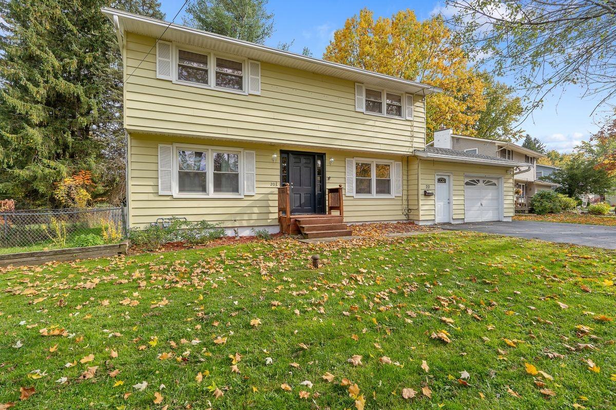 20 Apricot Ln - Photo 2 of 40