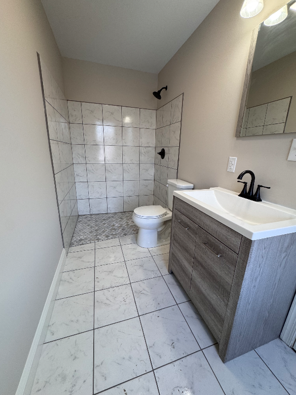 213 W Court St #4 - Photo 6 of 10