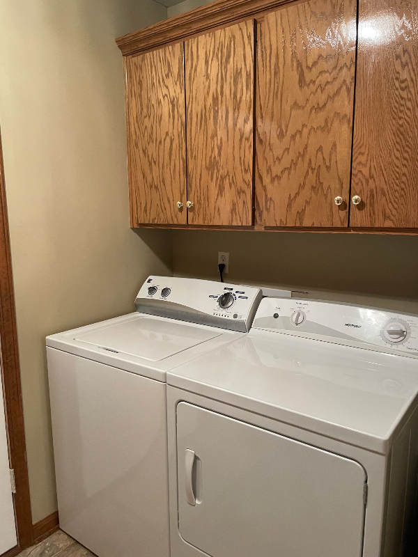 55 Marty Way - Photo 6 of 8