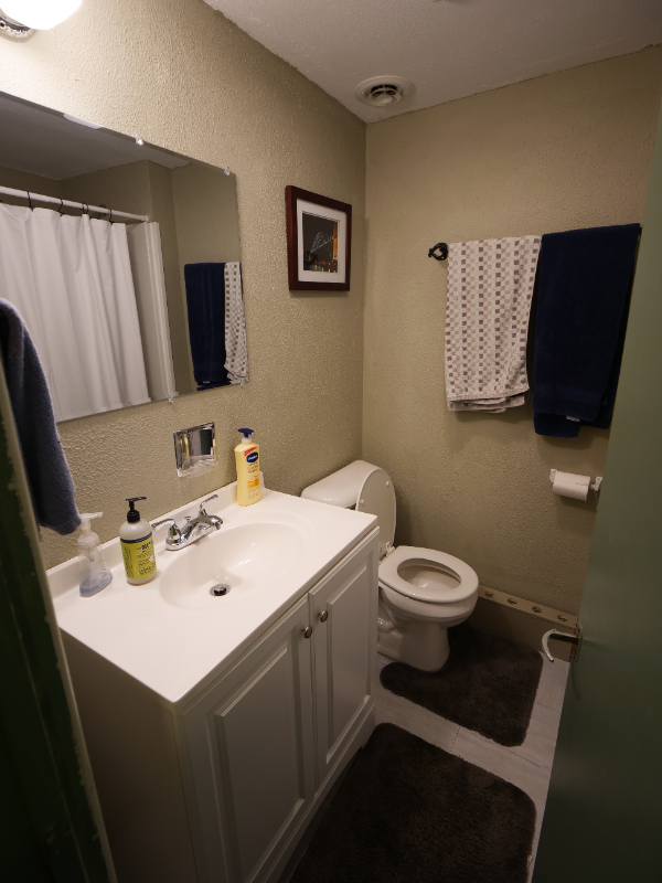 819 12th Ave - Photo 7 of 9