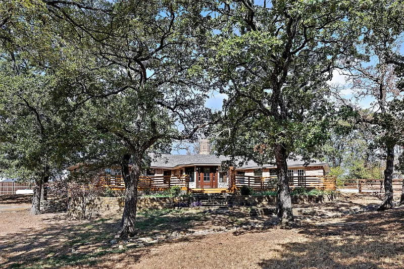 3901 High Rd - Photo 5 of 39