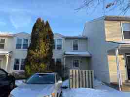 featured image of 104 Pipers Pl