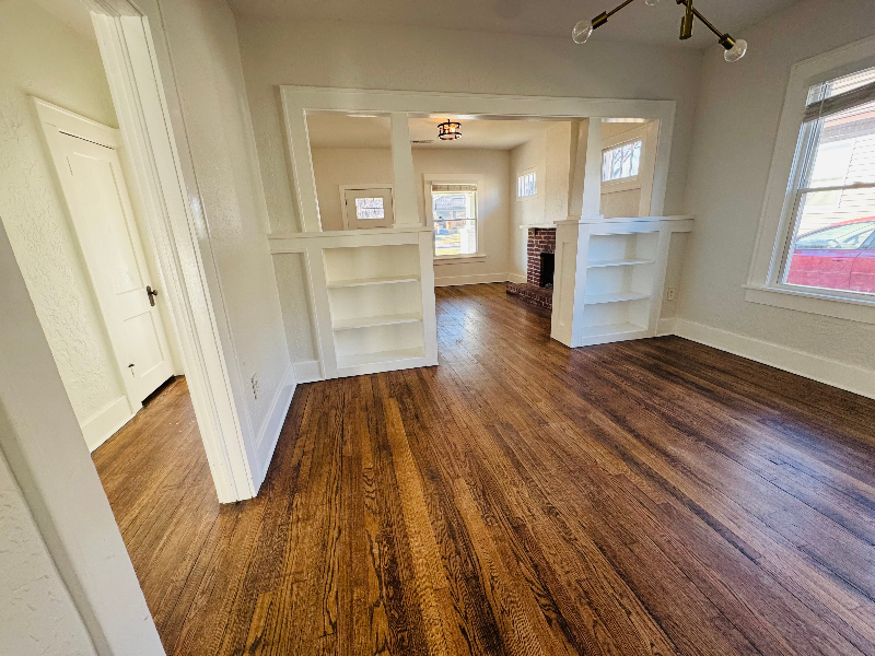 1735 Nw 12th St - Photo 4 of 8