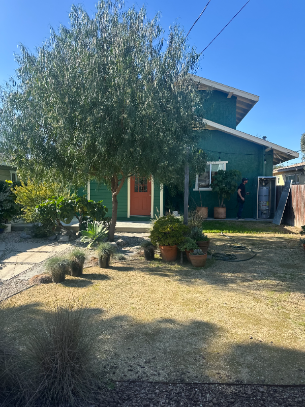 3804 S Hobart Blvd - Photo 2 of 6