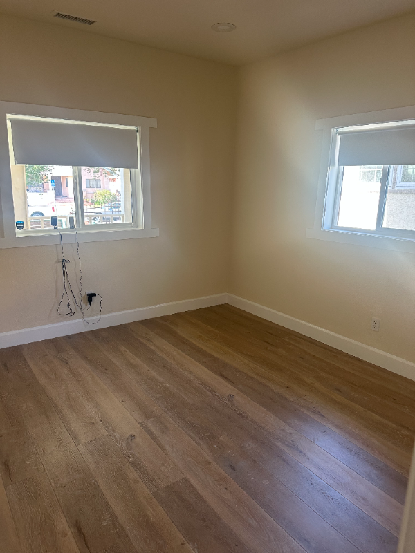 3804 S Hobart Blvd - Photo 5 of 6