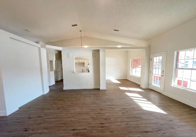 976 Tammy Cove Ln - Photo 2 of 6