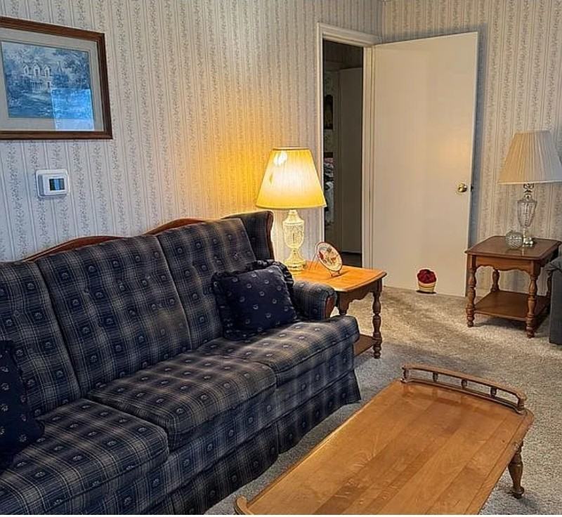 308 Wyoming Rd - Photo 3 of 8