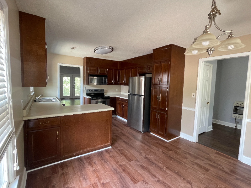 133 Lewis Ln - Photo 7 of 18