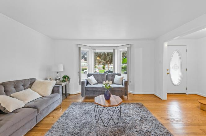 3521 S Austin Blvd - Photo 3 of 13