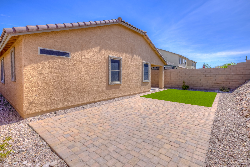 8291 E Magee Hill Loop - Photo 3 of 20