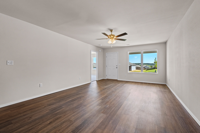 2801 W Mclaren Dr - Photo 5 of 20