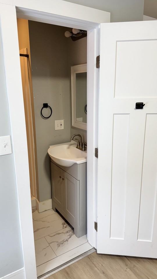 2325 Oak St #23-1 - Photo 4 of 9