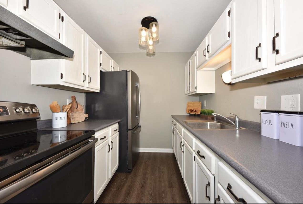 N115W17113 Armada Dr #12 - Photo 5 of 19