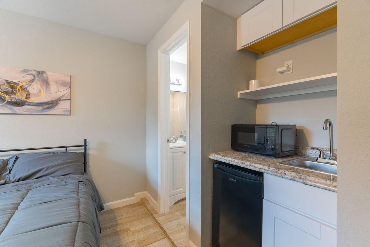 Sampson St - Photo 5 of 7