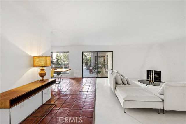 447 Herondo St #105 - Photo 2 of 8