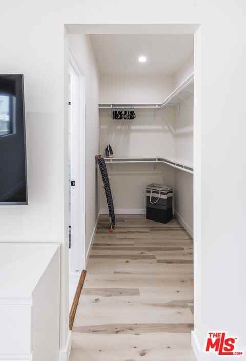 9024 Phyllis Ave #B - Photo 6 of 8