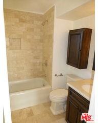 1355 N Laurel Ave #1 - Photo 5 of 8