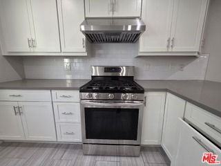 4866 1/2 Mcconnell Ave - Photo 3 of 8