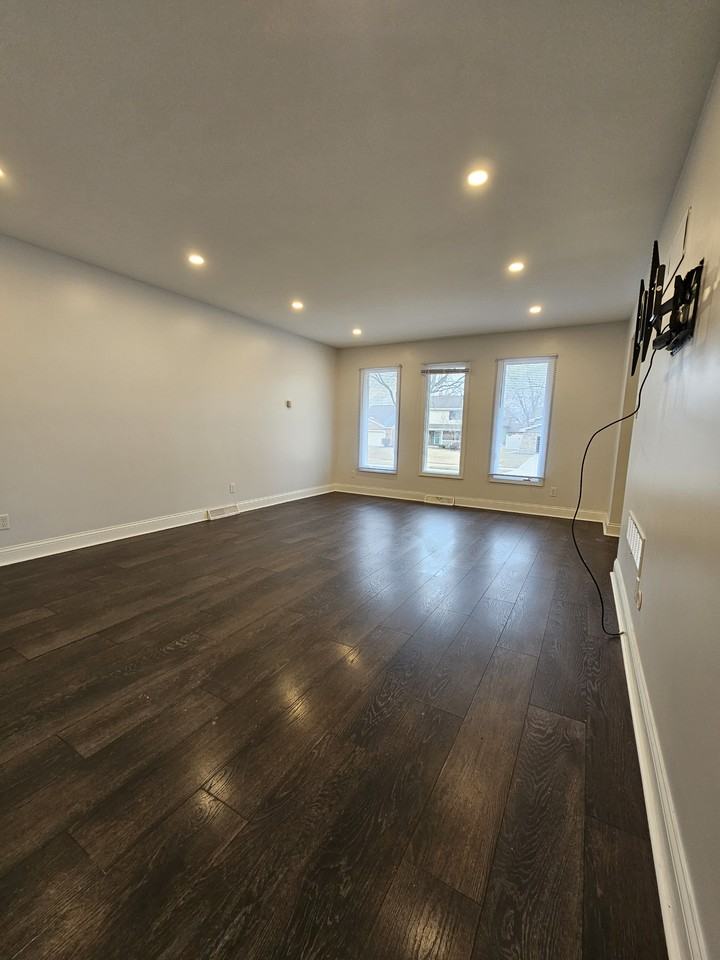 9536 Elmwood Dr #NA - Photo 5 of 41