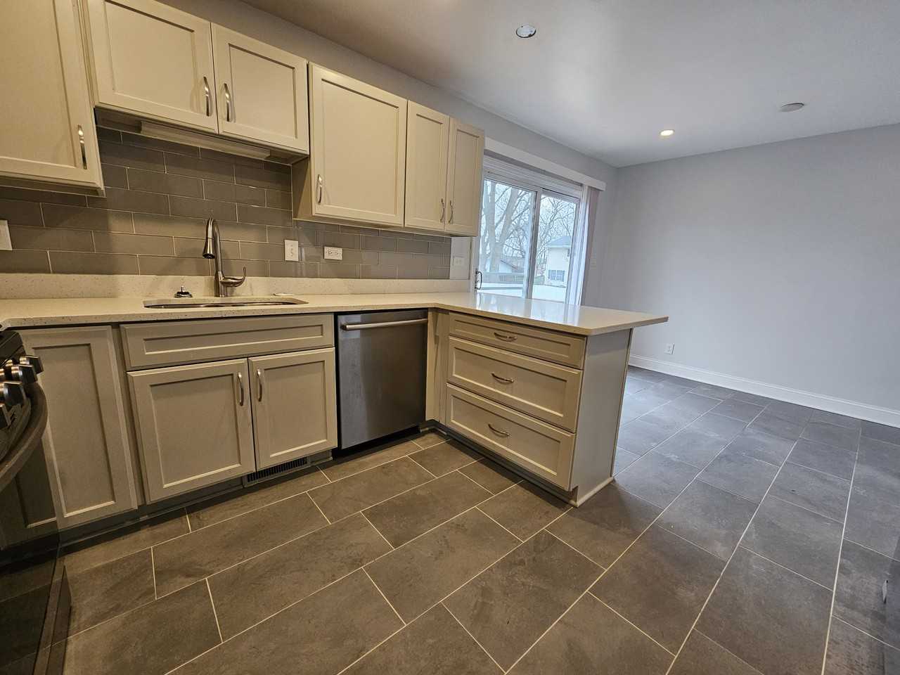 9536 Elmwood Dr #NA - Photo 7 of 41