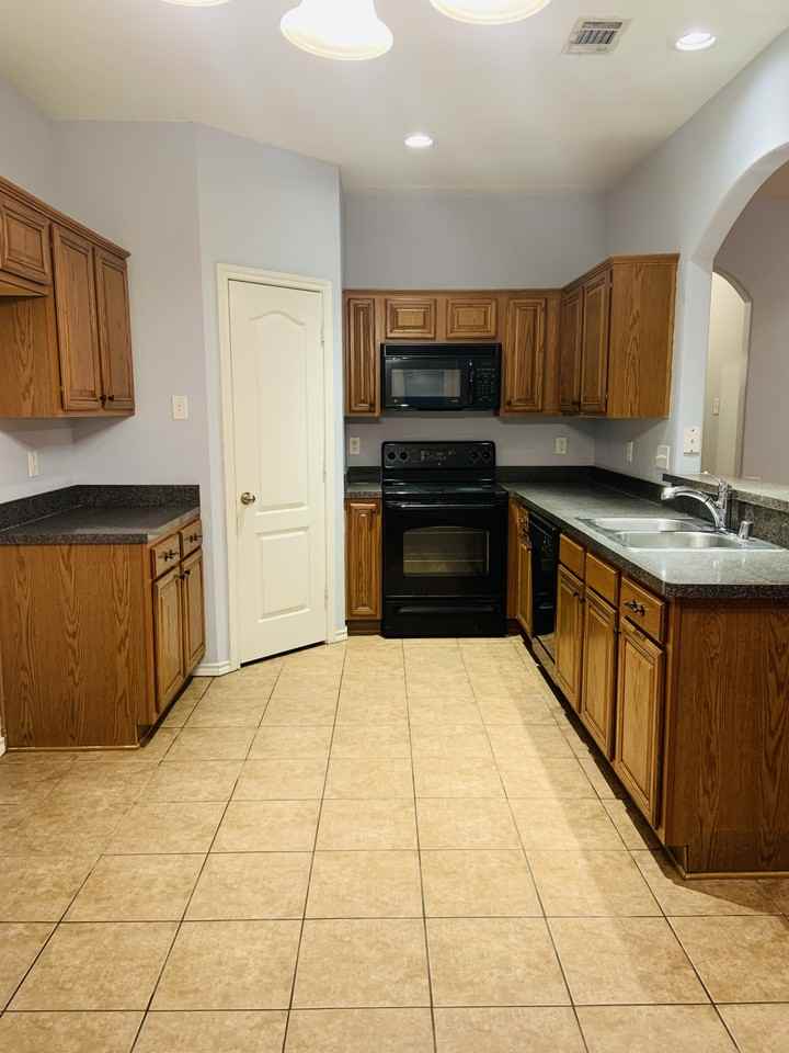 1613 Makayla Ln #NA - Photo 6 of 29