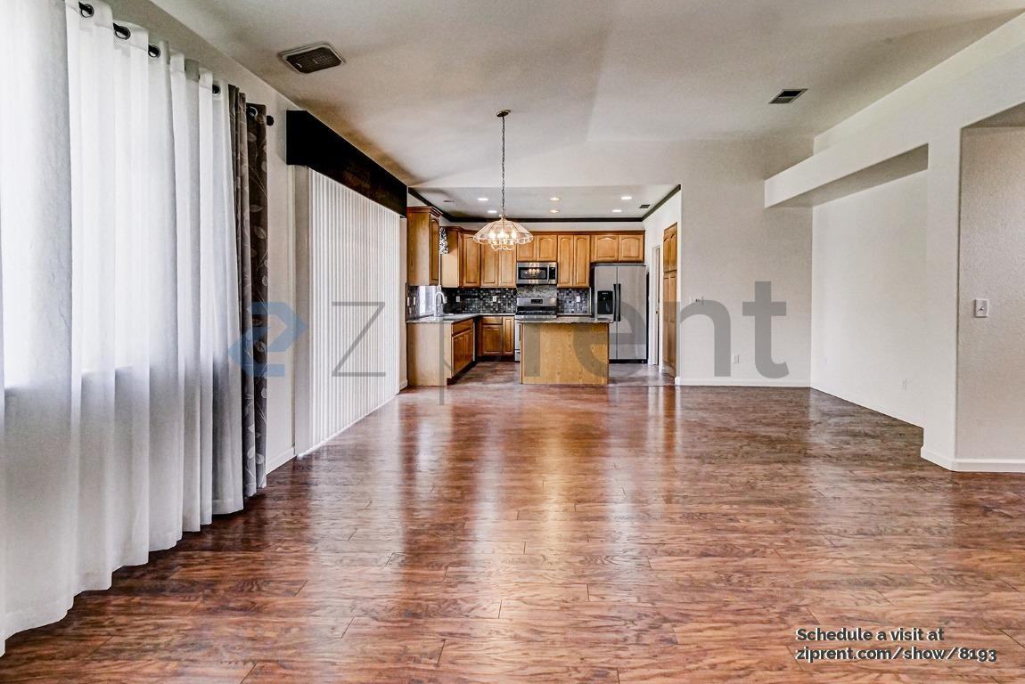 1833 Rail St - Photo 5 of 21