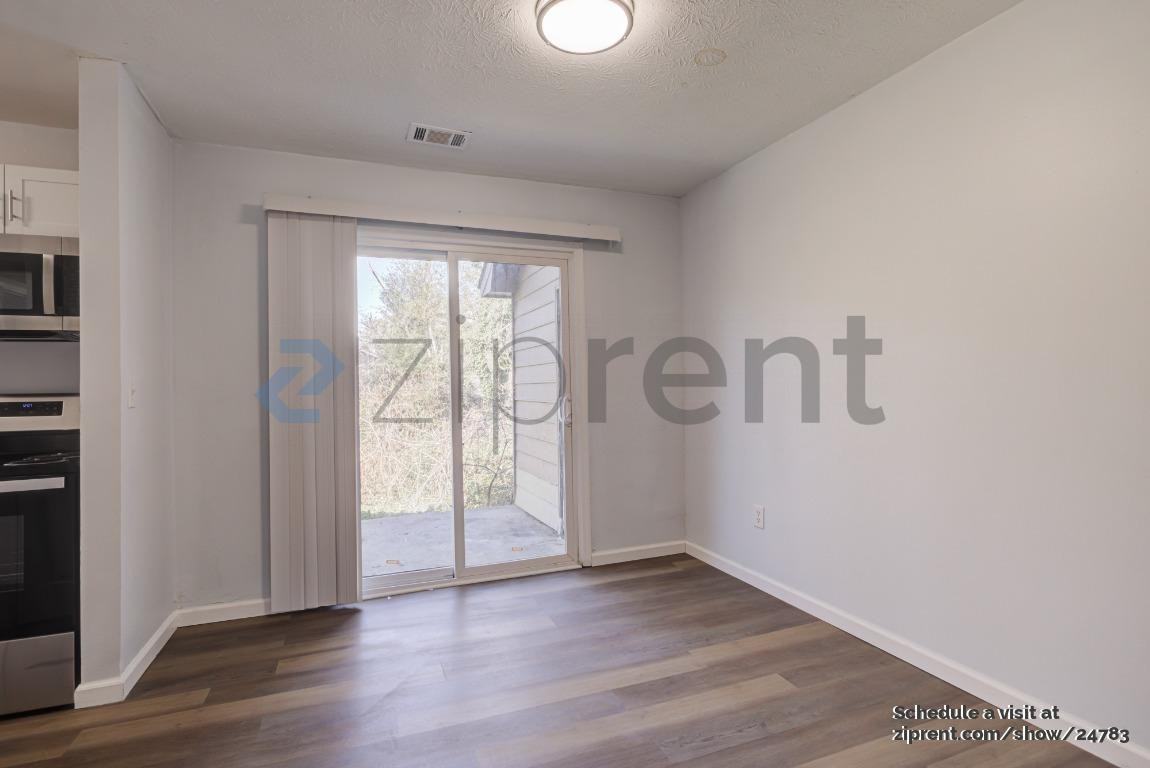 5290 Stonebush Ter #A - Photo 5 of 18