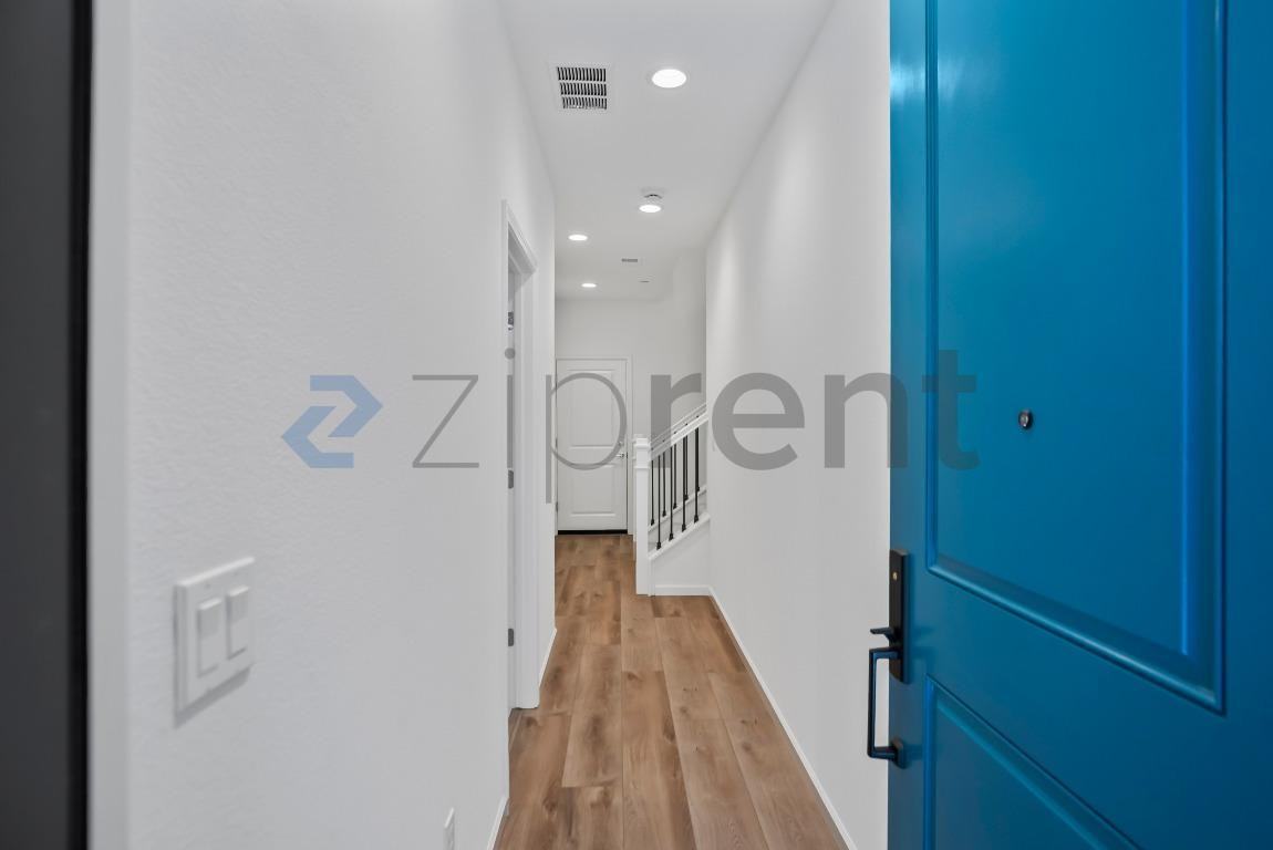 6165 Raven Ave - Photo 5 of 31