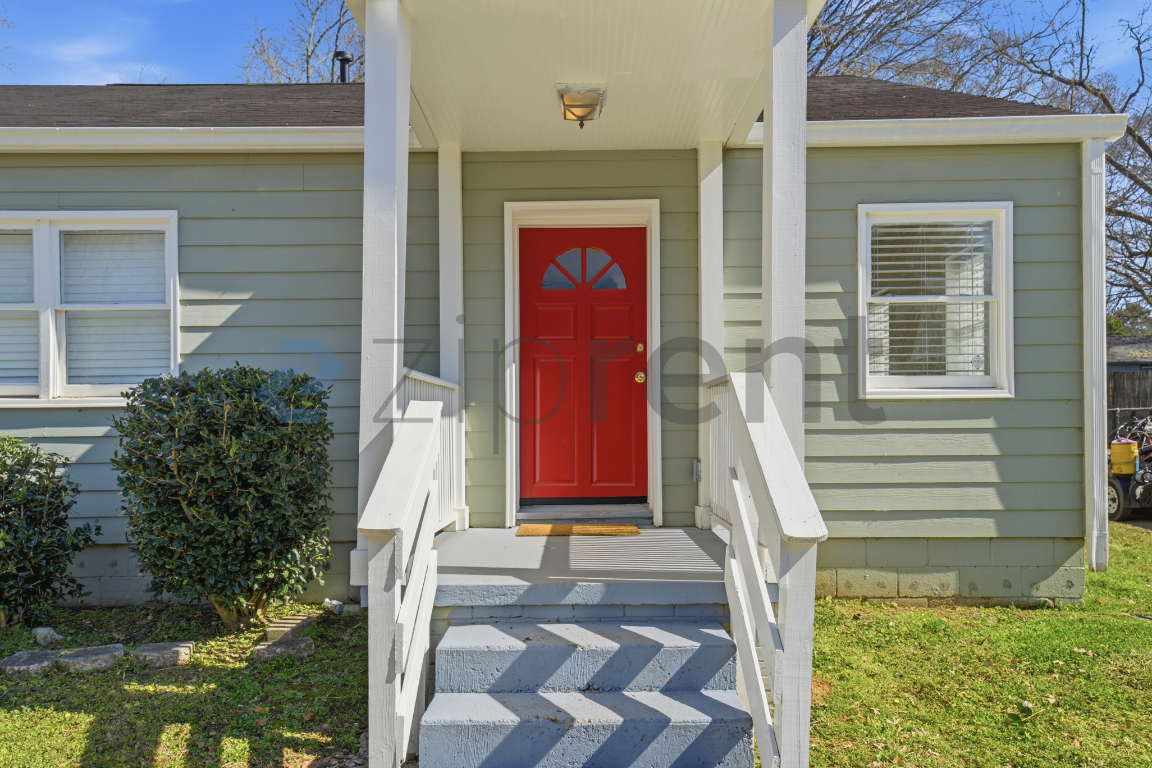 1264 Hartford Ave Sw - Photo 4 of 18