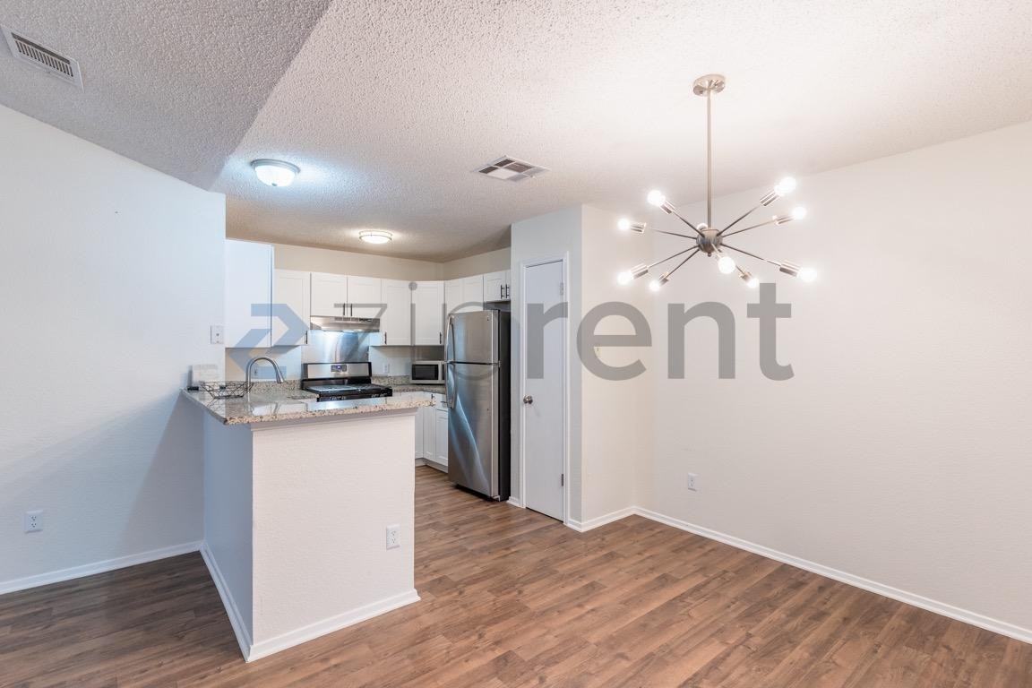 12900 Widge Dr - Photo 7 of 25