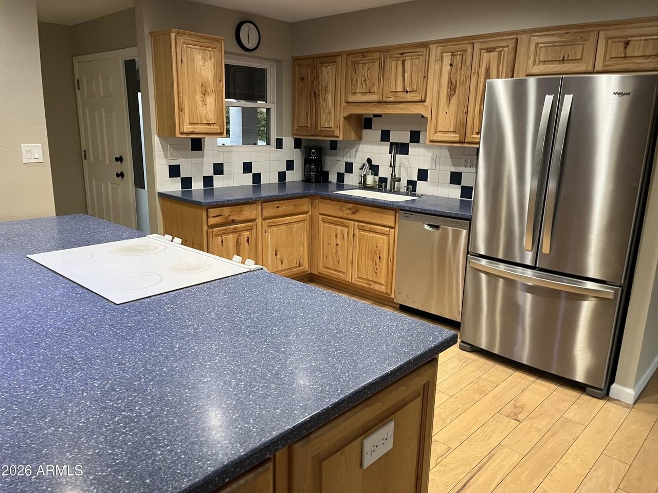 3301 W Belmont Ave - Photo 4 of 17