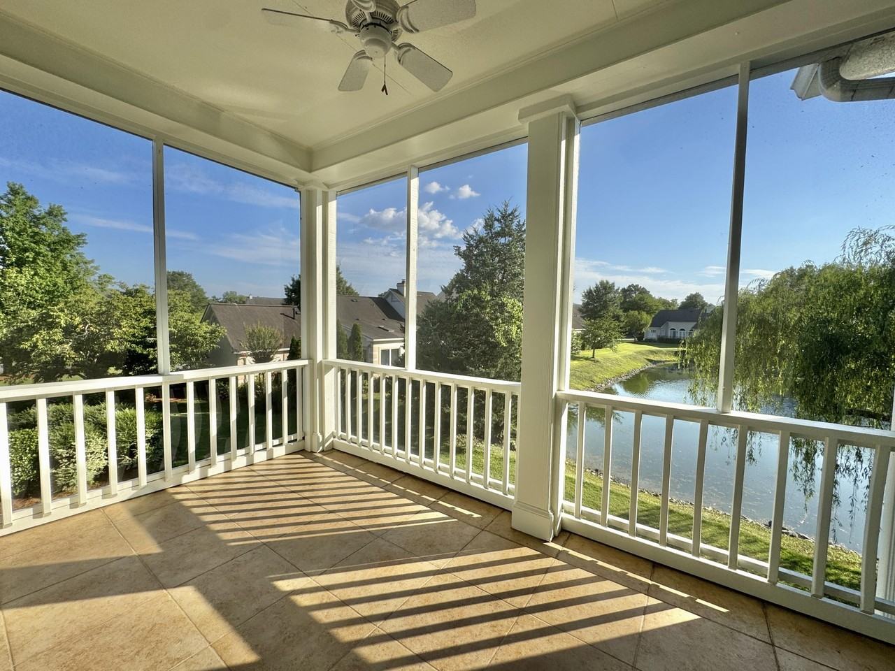 1426 Heritage Landing Dr - Photo 3 of 35