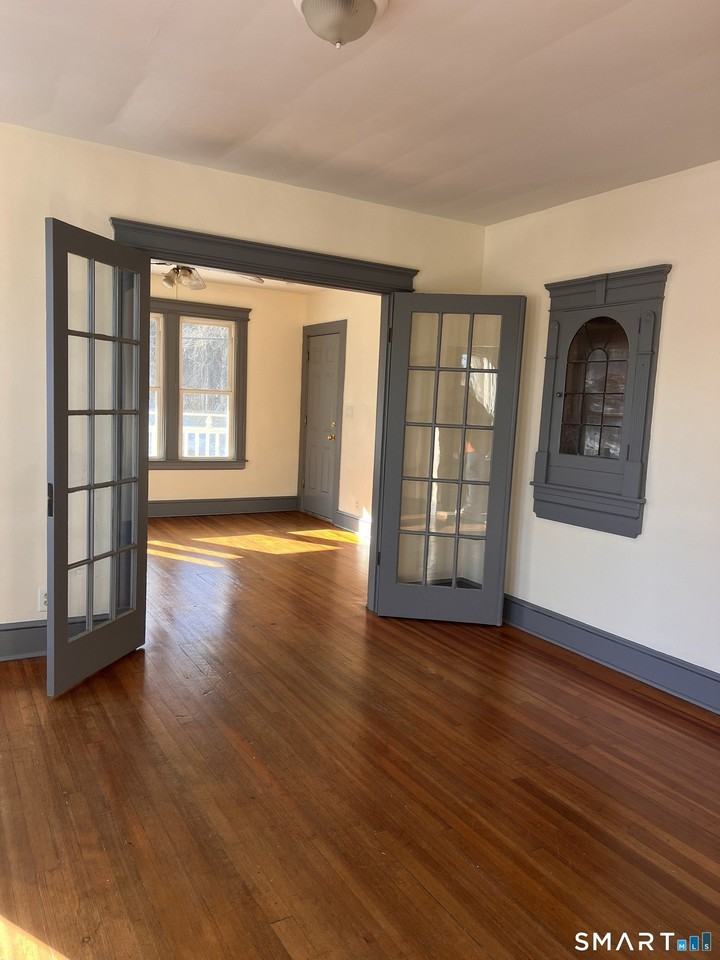 337 Wilson St 2nd Fl #2ndFL - Photo 7 of 19