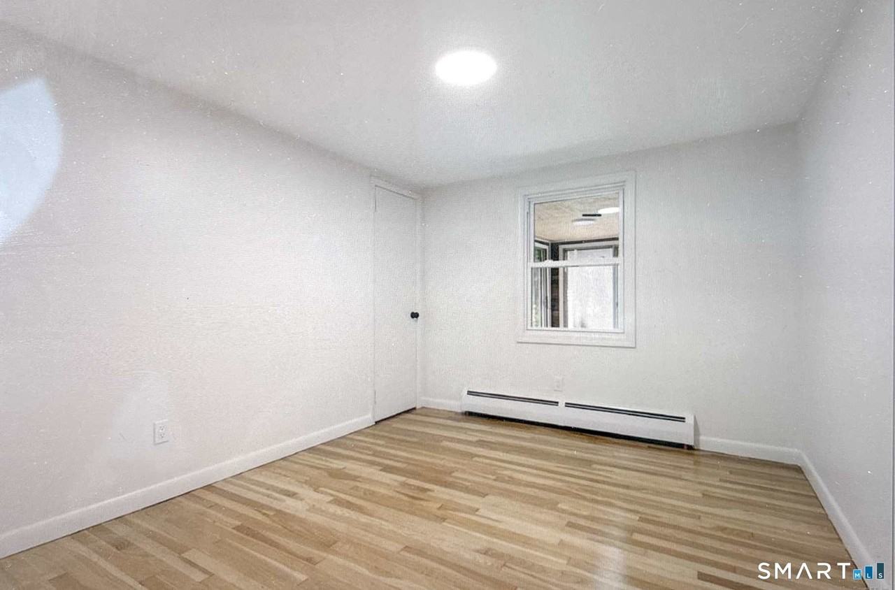 303 Bunker Hill Ave - Photo 4 of 5