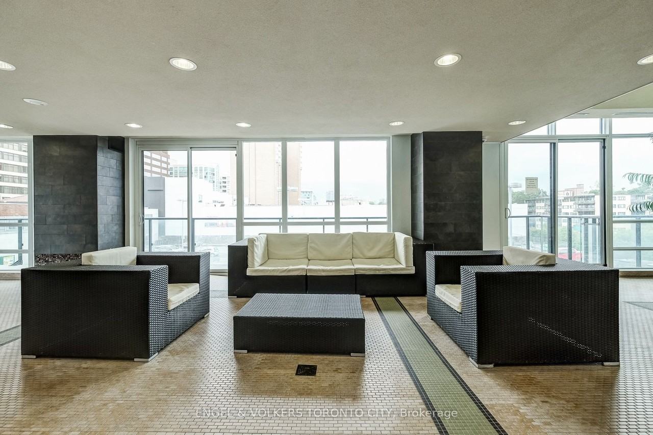 825 New Condo - Tower B - Photo 7 of 12