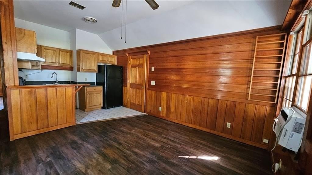 724 Oglethorpe St - Photo 4 of 7