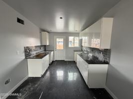featured image of 1621 Wyoming Ave Apt B #B