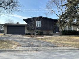 featured image of 6031 W 129th St