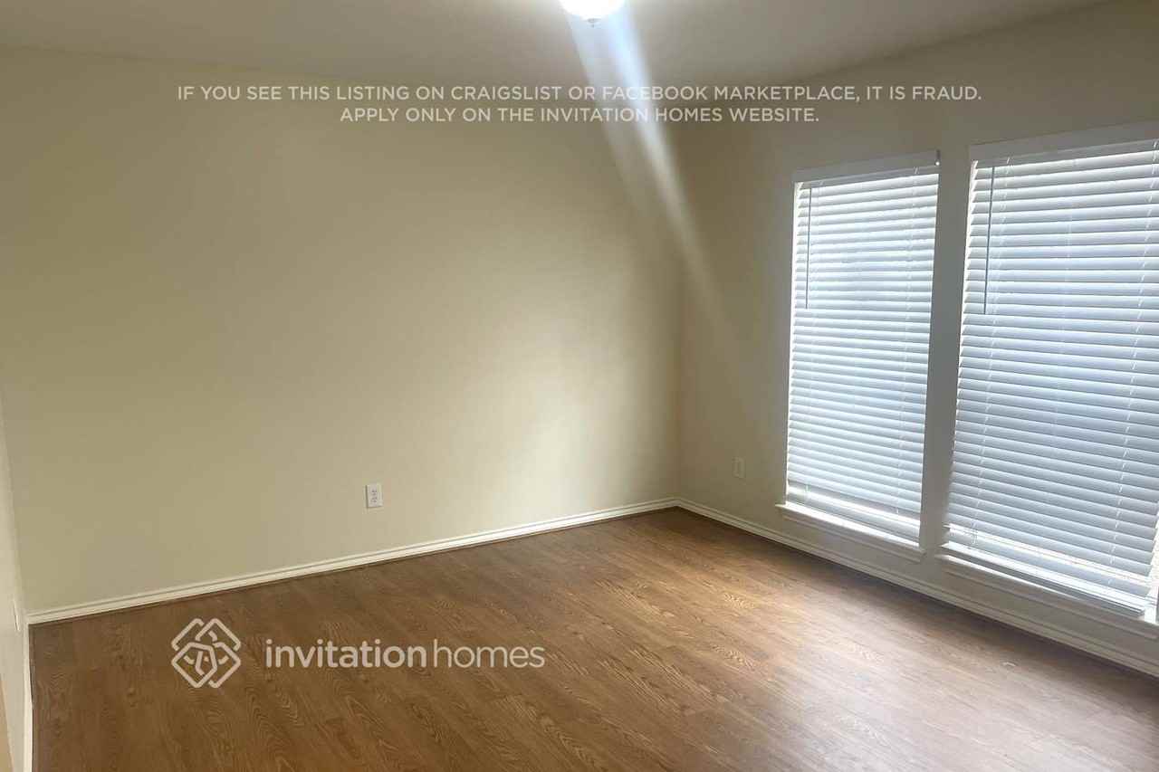 3208 Waterglen Ct - Photo 7 of 18