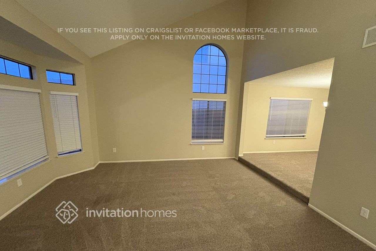 3100 Regency Way - Photo 4 of 18