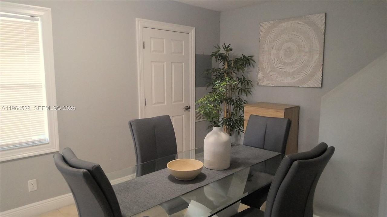 12614 Sw 54th Ct - Photo 5 of 27