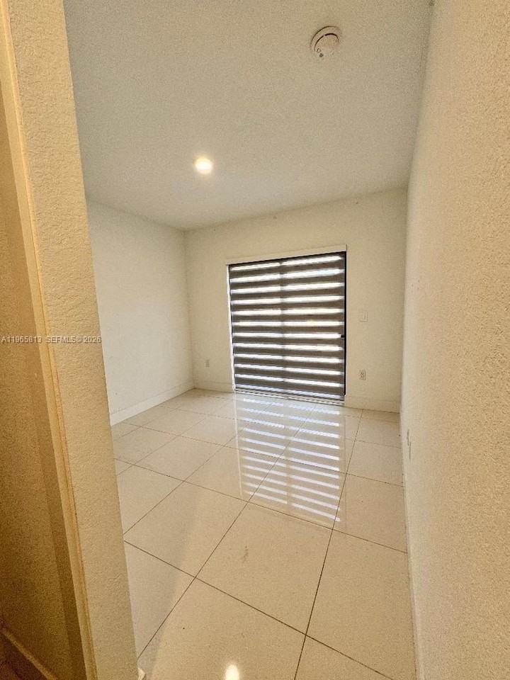 1167 Nw 2nd Ter - Photo 6 of 12