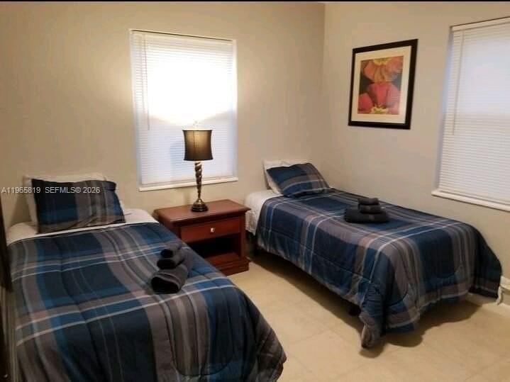 2023 Funston St #2 - Photo 5 of 17